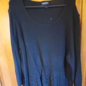 Black sweater. 26/28 new